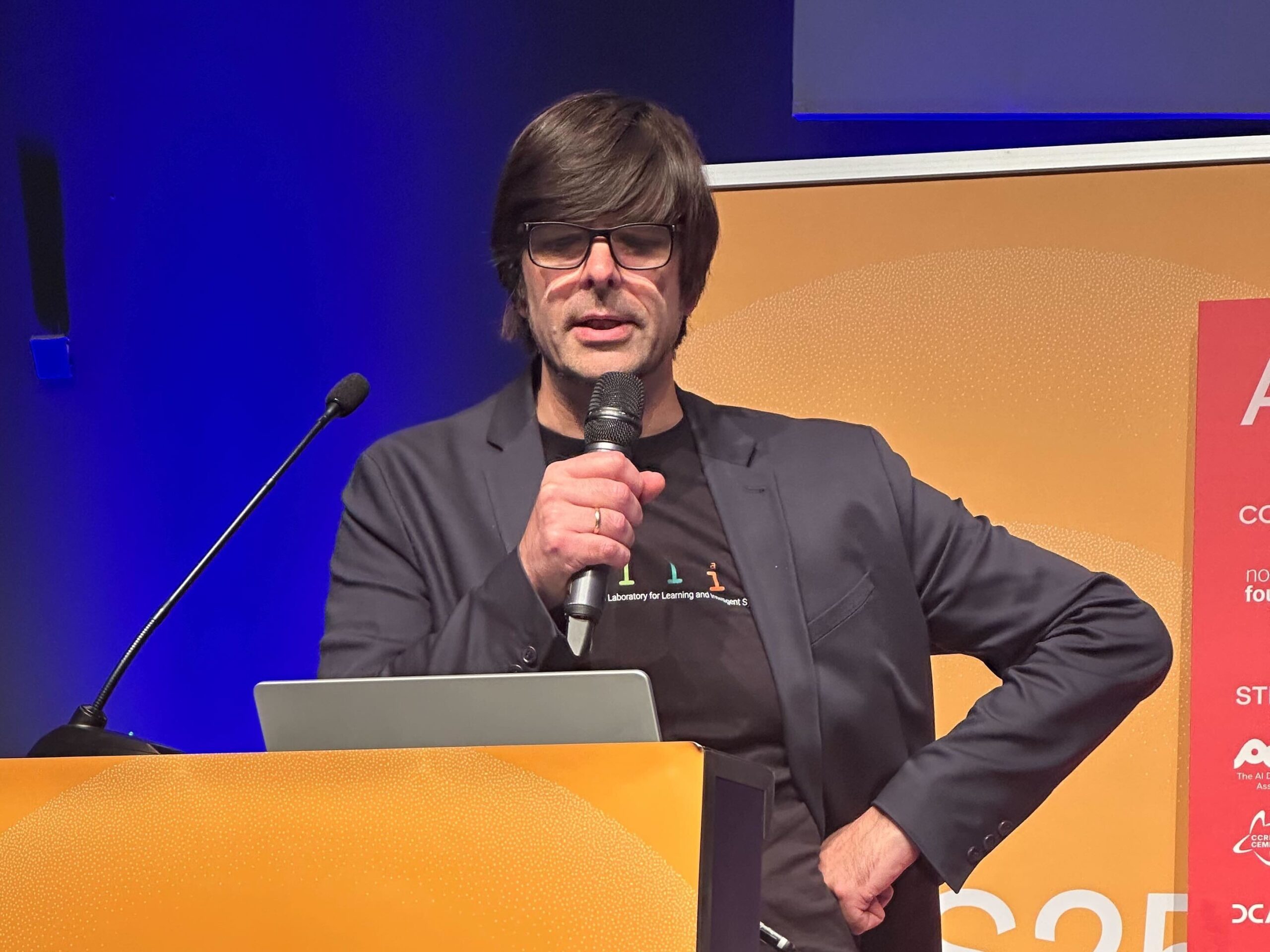 ELIAS@AIinScience_2 ELIAS@AIinScience_2